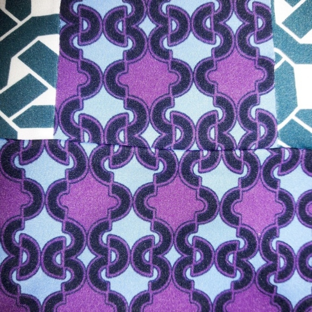 Geometric Teal & Purple Block Short Sleeve Top M - Picture 3 of 4